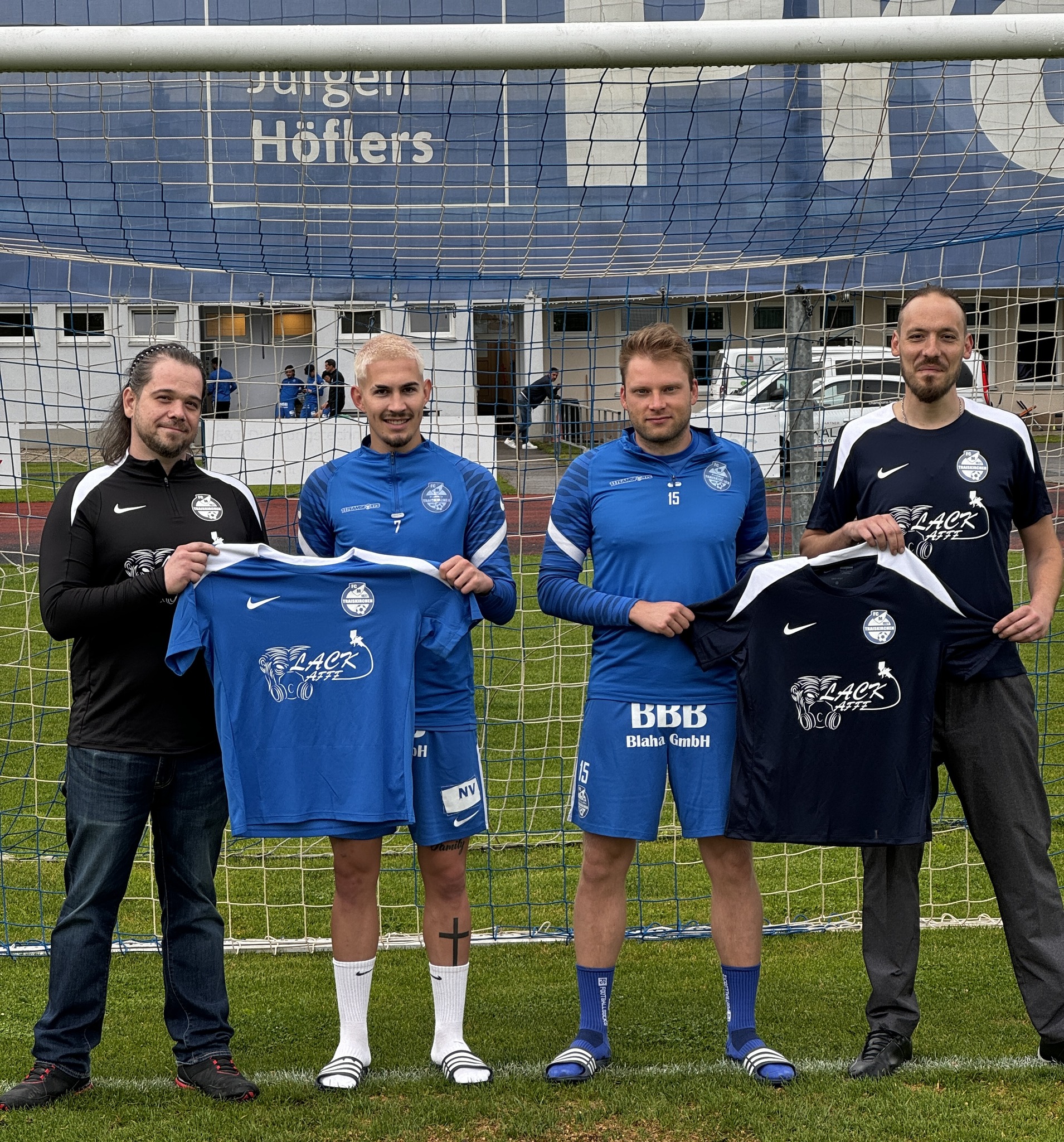 Neues Trainingsgewand für unsere KM!